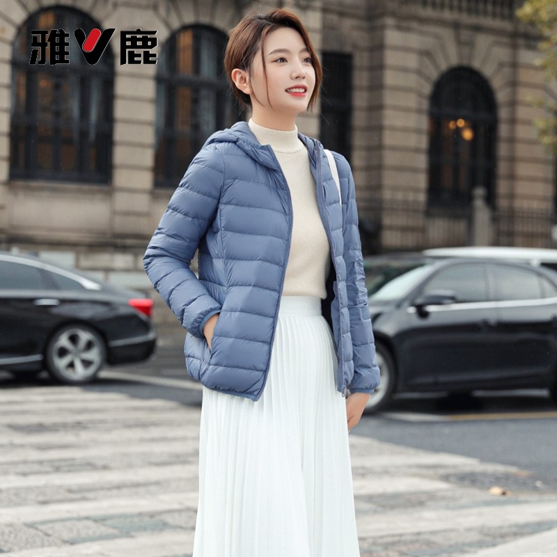 V/雅鹿爆款轻薄连帽羽绒服女款外套秋冬修身时尚冬季保暖白鸭绒