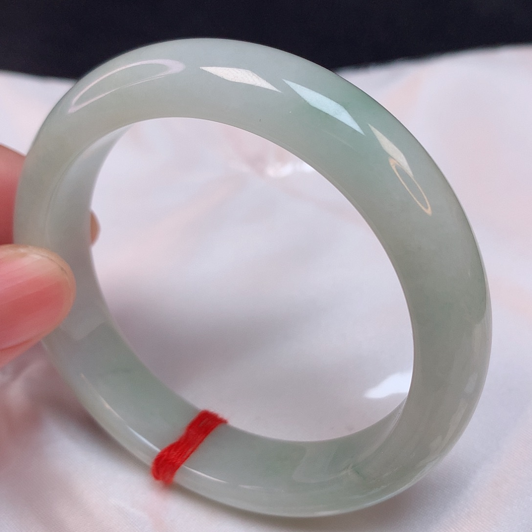 翡翠手镯未镶嵌56 翡翠手镯