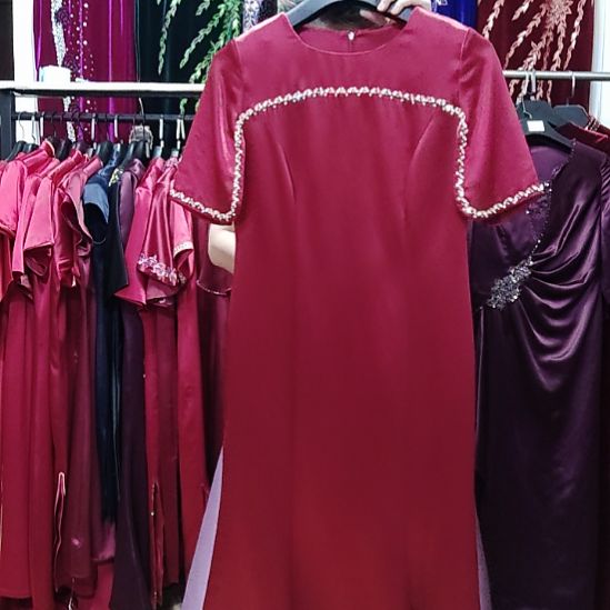 微瑕疵无售后亮酒红色长款醋酸假两件鱼尾裙l码105斤以内