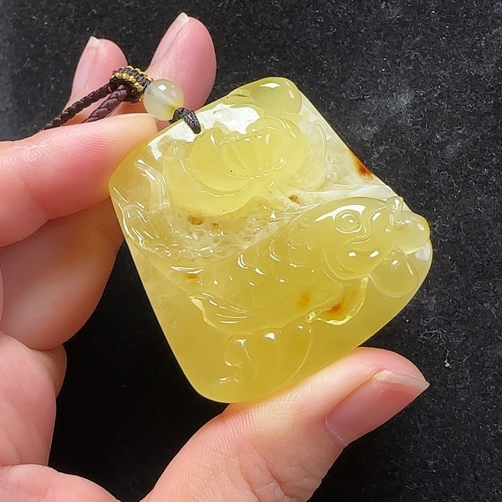 未镶嵌蜜蜡珠宝奇石