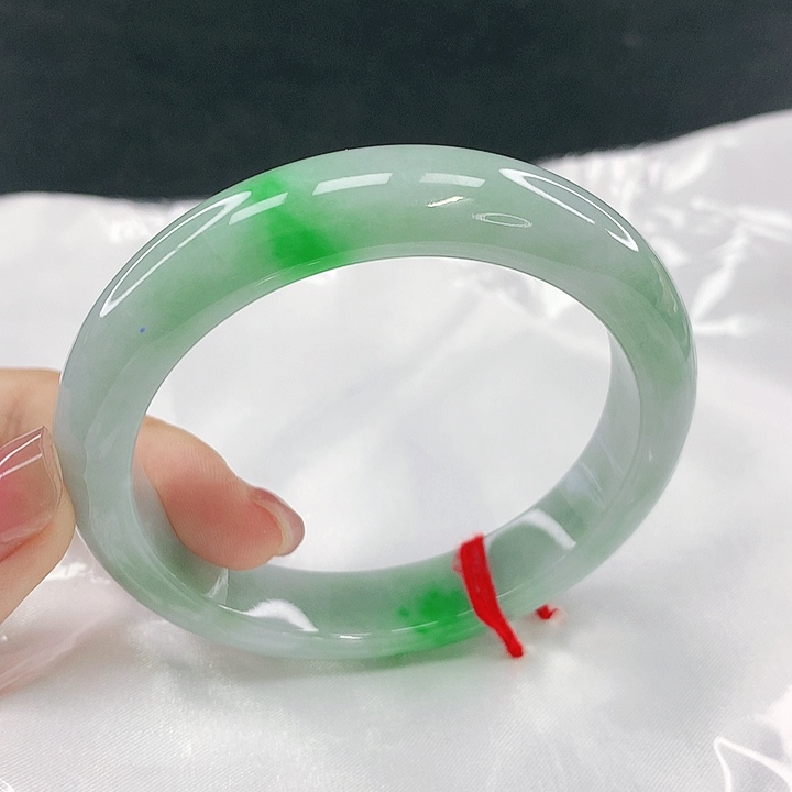 翡翠未镶嵌手镯圈55，85071