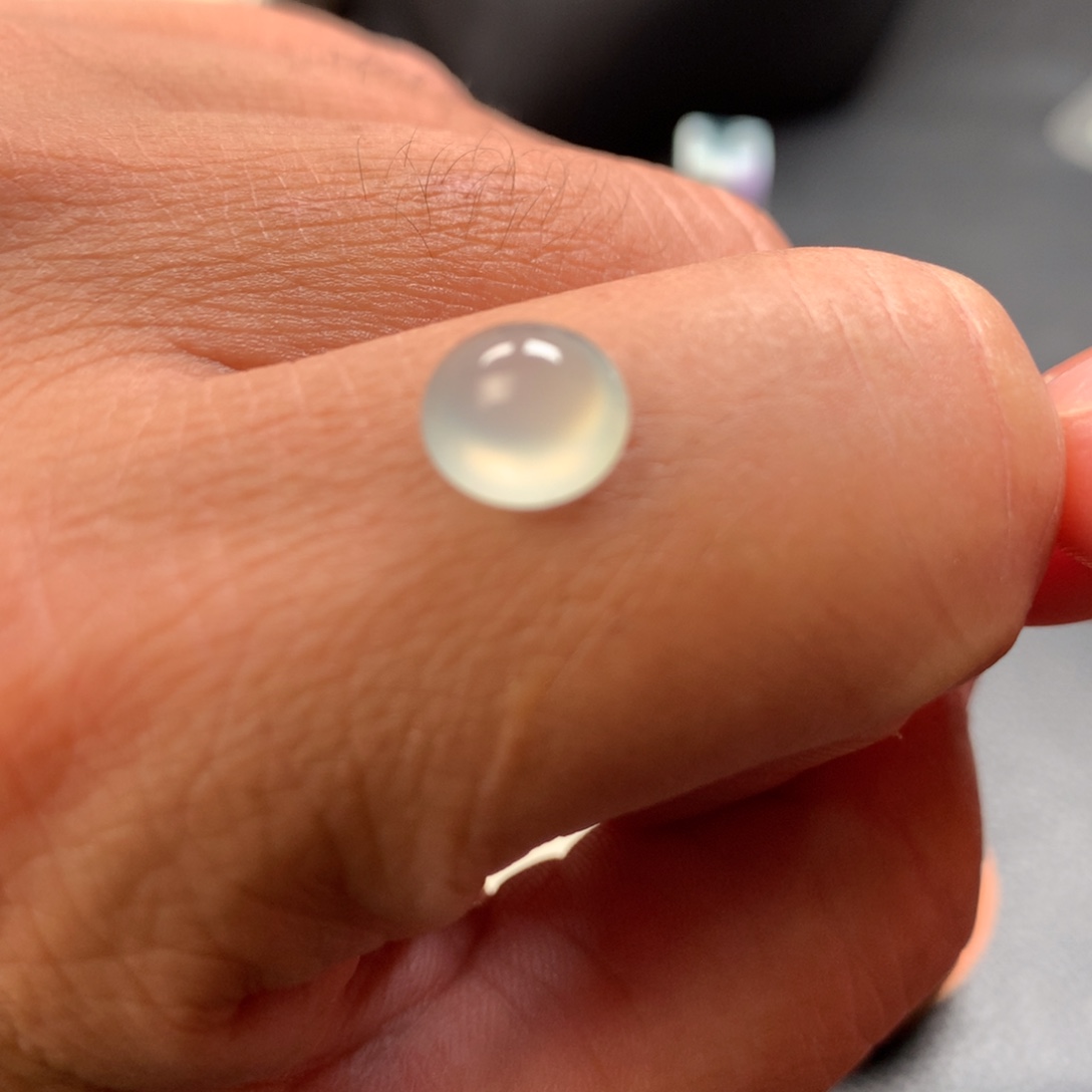 翡翠未镶嵌耳饰翡翠