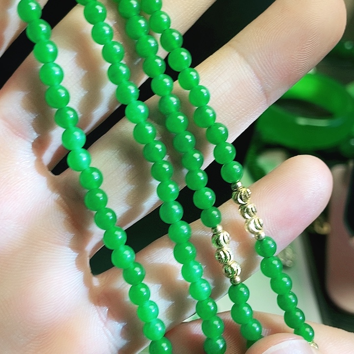 翡翠14K金镶嵌颈饰吊坠