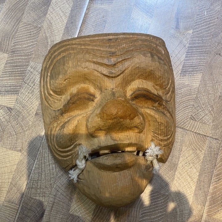 木头面具茶道具摆件