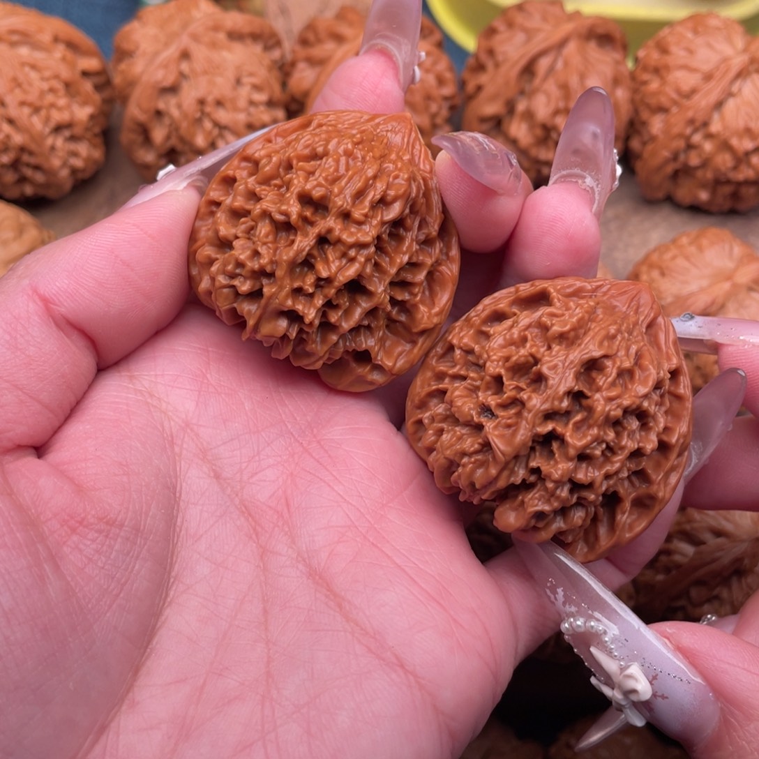 文玩核桃把件桃心满天星41