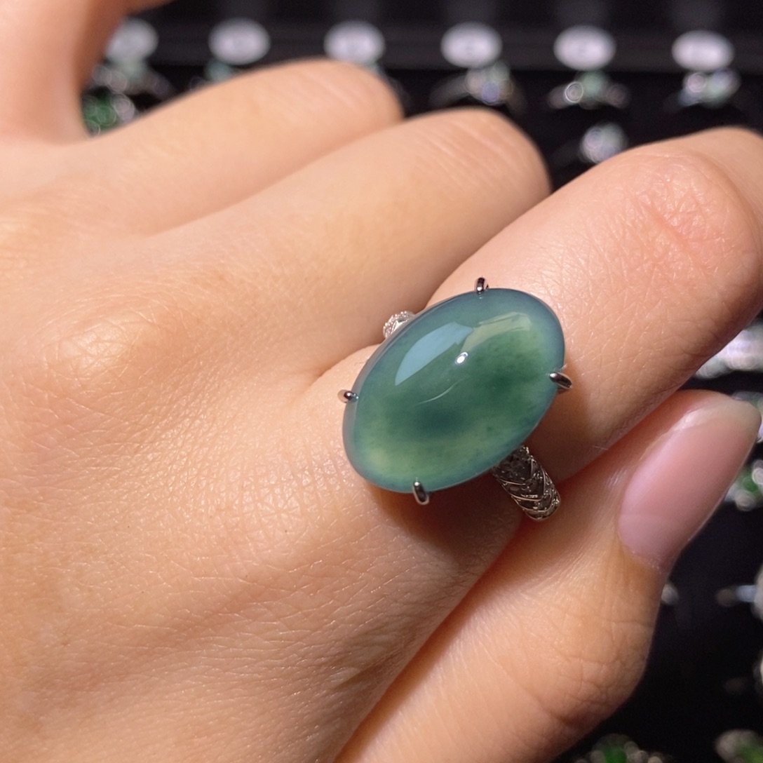 Ö***椰翡翠未镶嵌颈饰天然