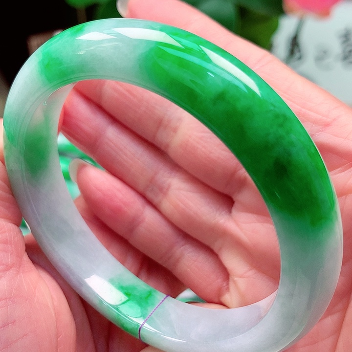 翡翠未镶嵌手镯天然翡翠手镯