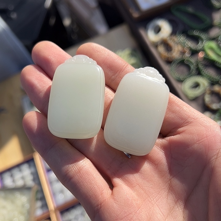 和田玉未镶嵌颈饰平安无事牌多样性拍一发一