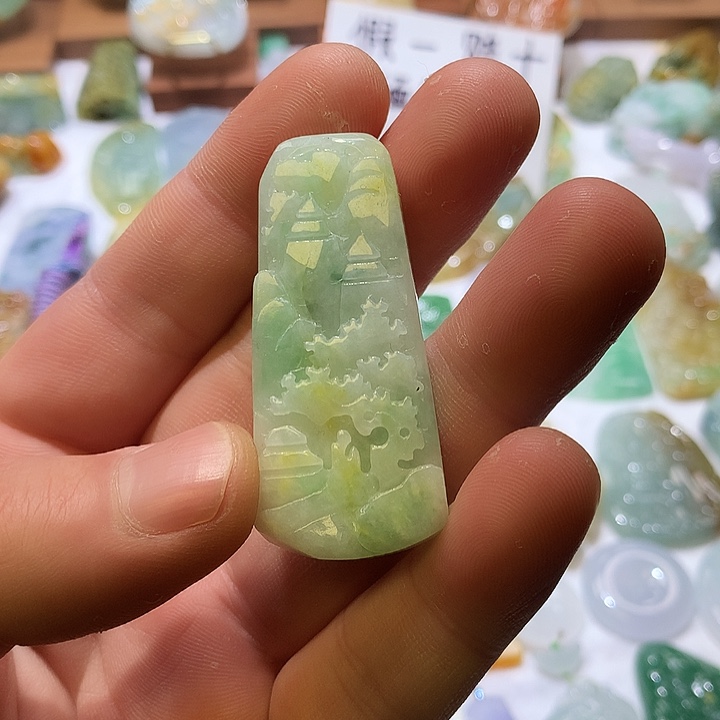 翡翠吊坠(不含链)未镶嵌