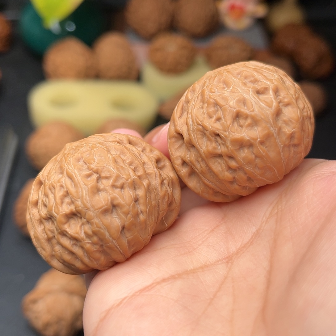 文玩核桃把件铁锤全品39