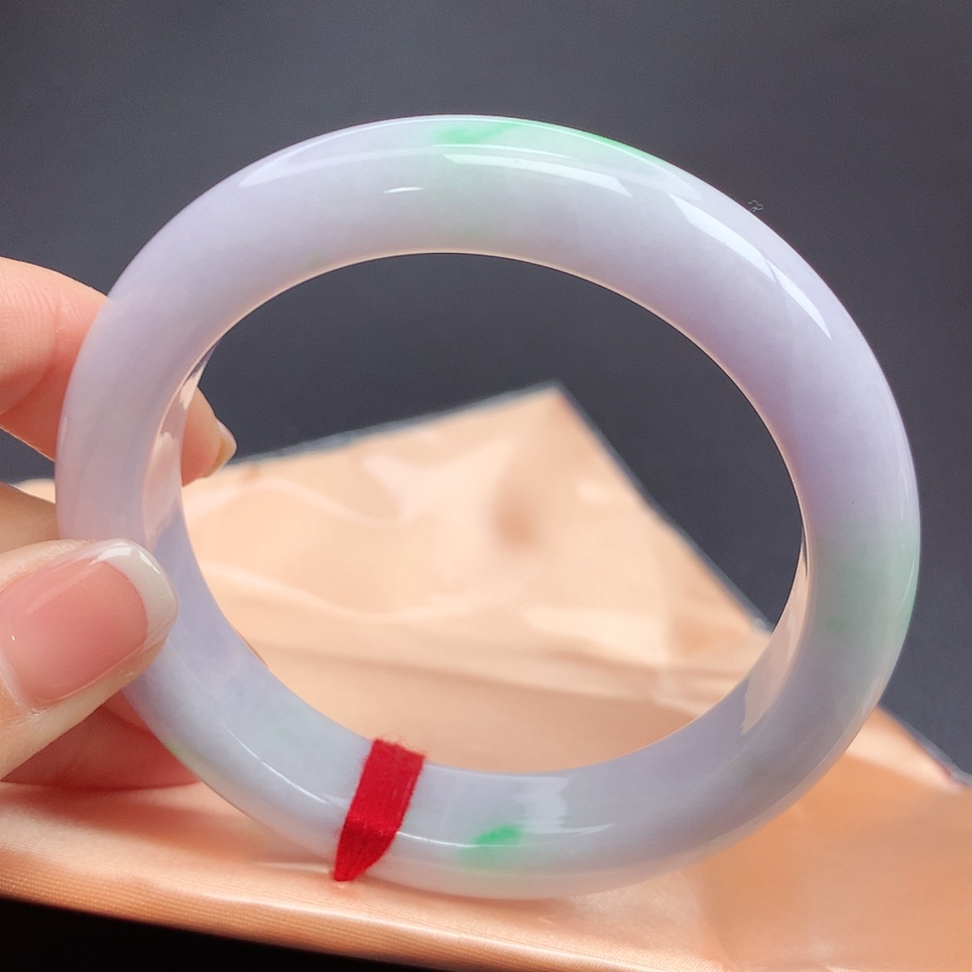 翡翠手镯未镶嵌88n n n n n n n n