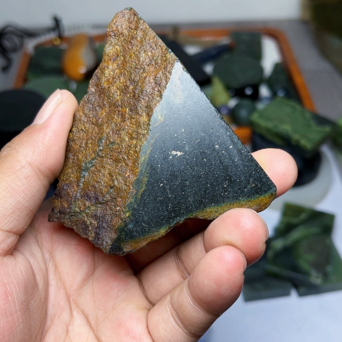 未镶嵌和田玉珠宝半成品