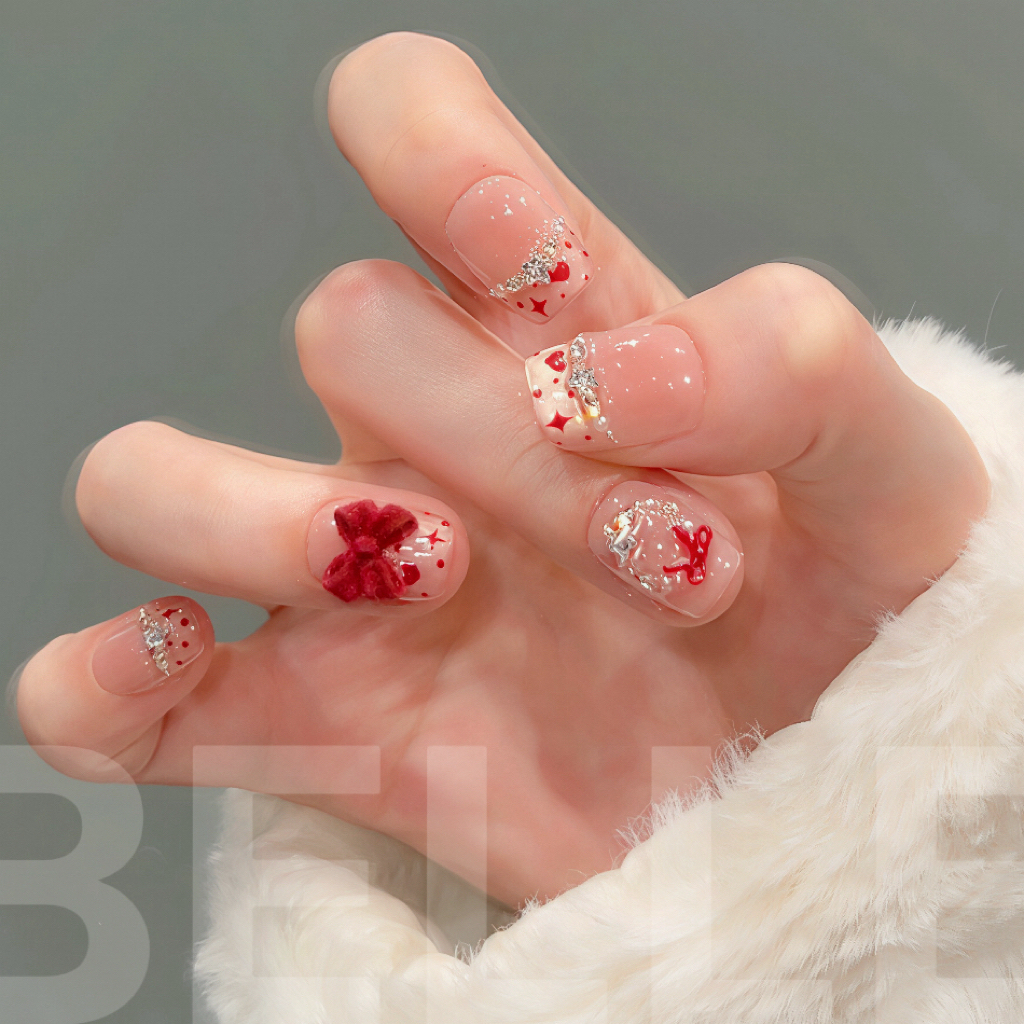 【新年红丝绒 】手工穿戴甲蝴蝶结短款红色显白高级感可爱美甲