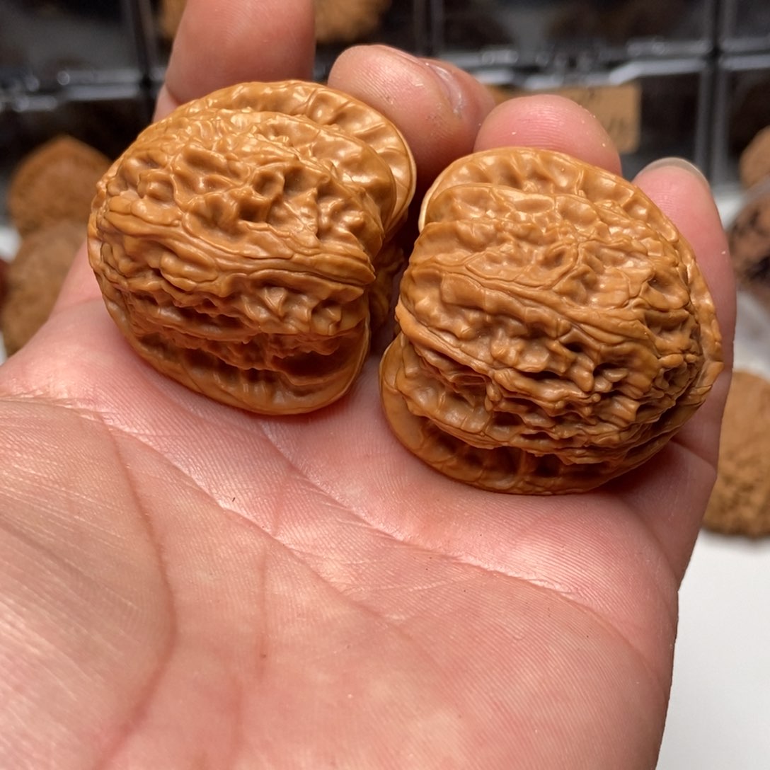 文玩核桃把件白狮子39