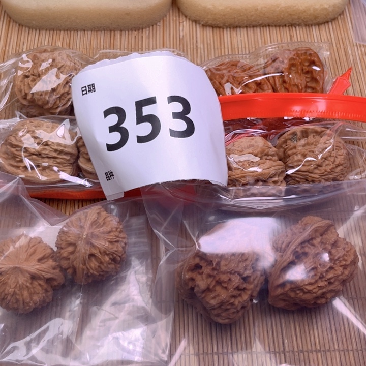 文玩核桃把件353号6对