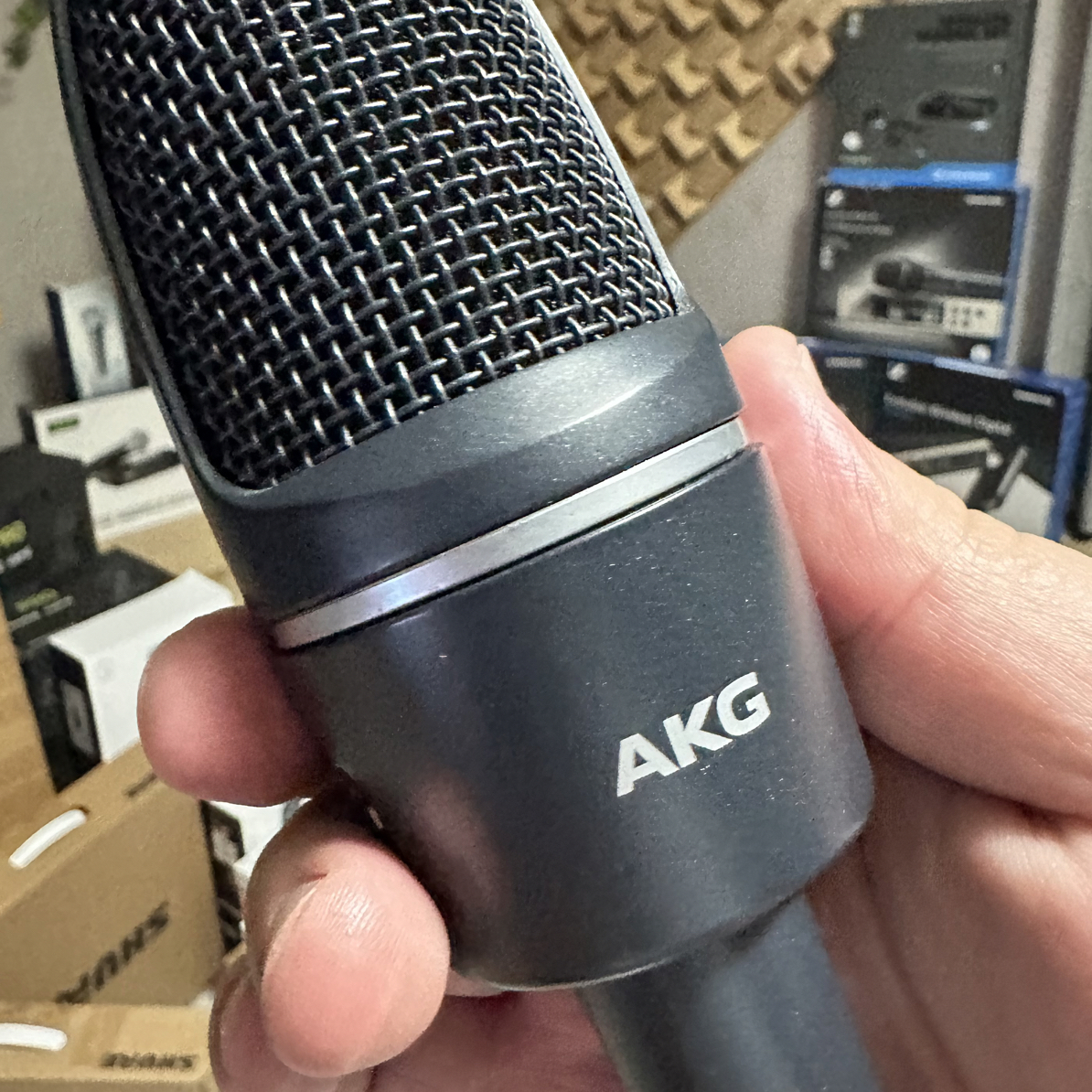 95新  AKG大振膜录音电容话筒吉他管乐合唱专业麦克风