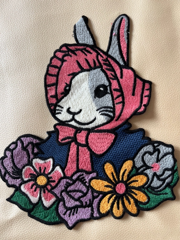 精致刺绣毛巾绣珠片立体蕾丝花边，手工贴花，烫画，辅料