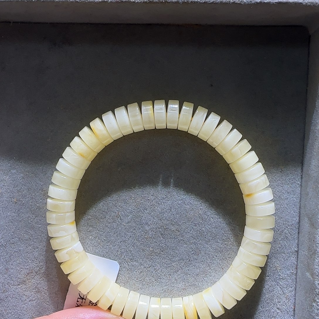 定制琥珀未镶嵌定制