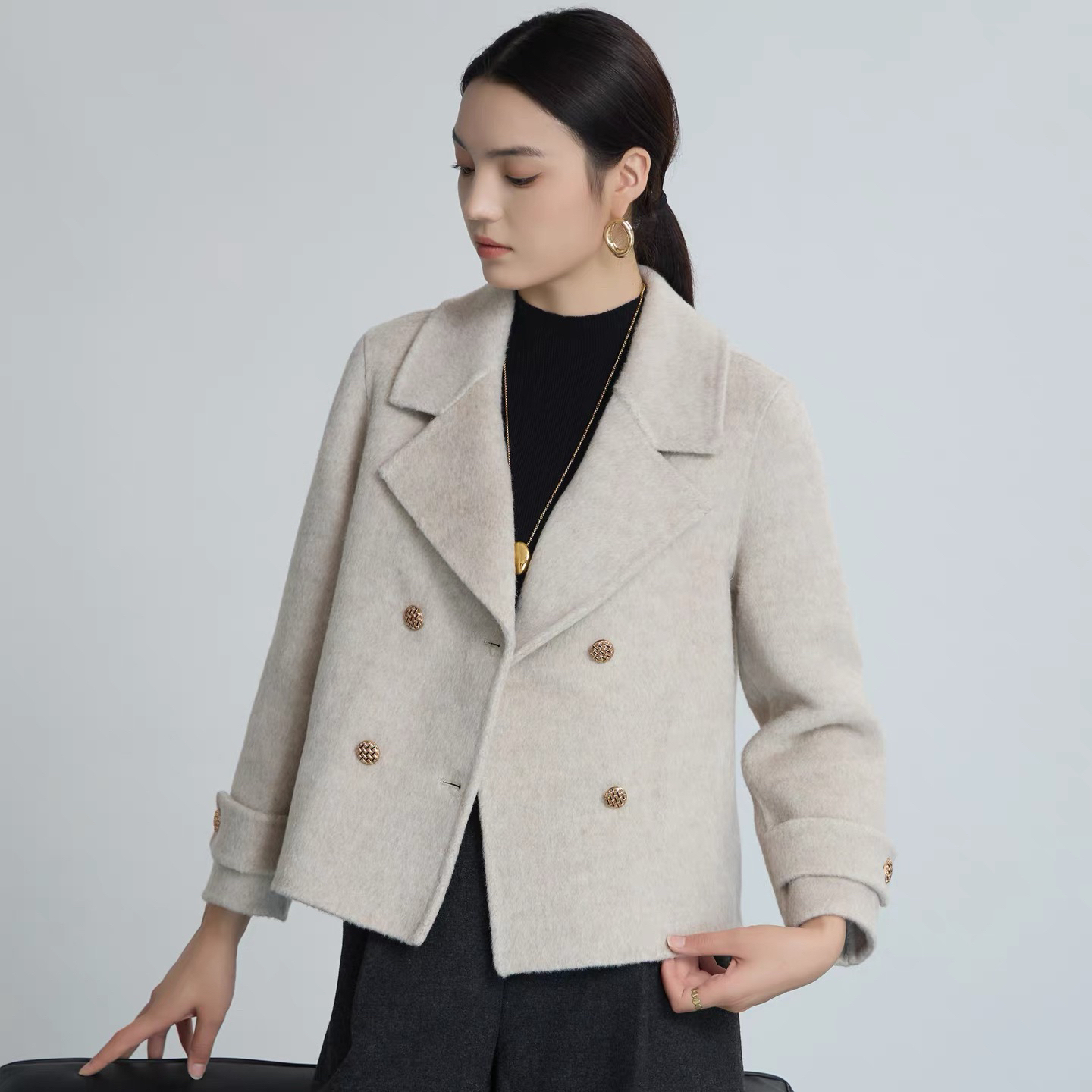 829 洋气时尚西装领双排口双面大衣