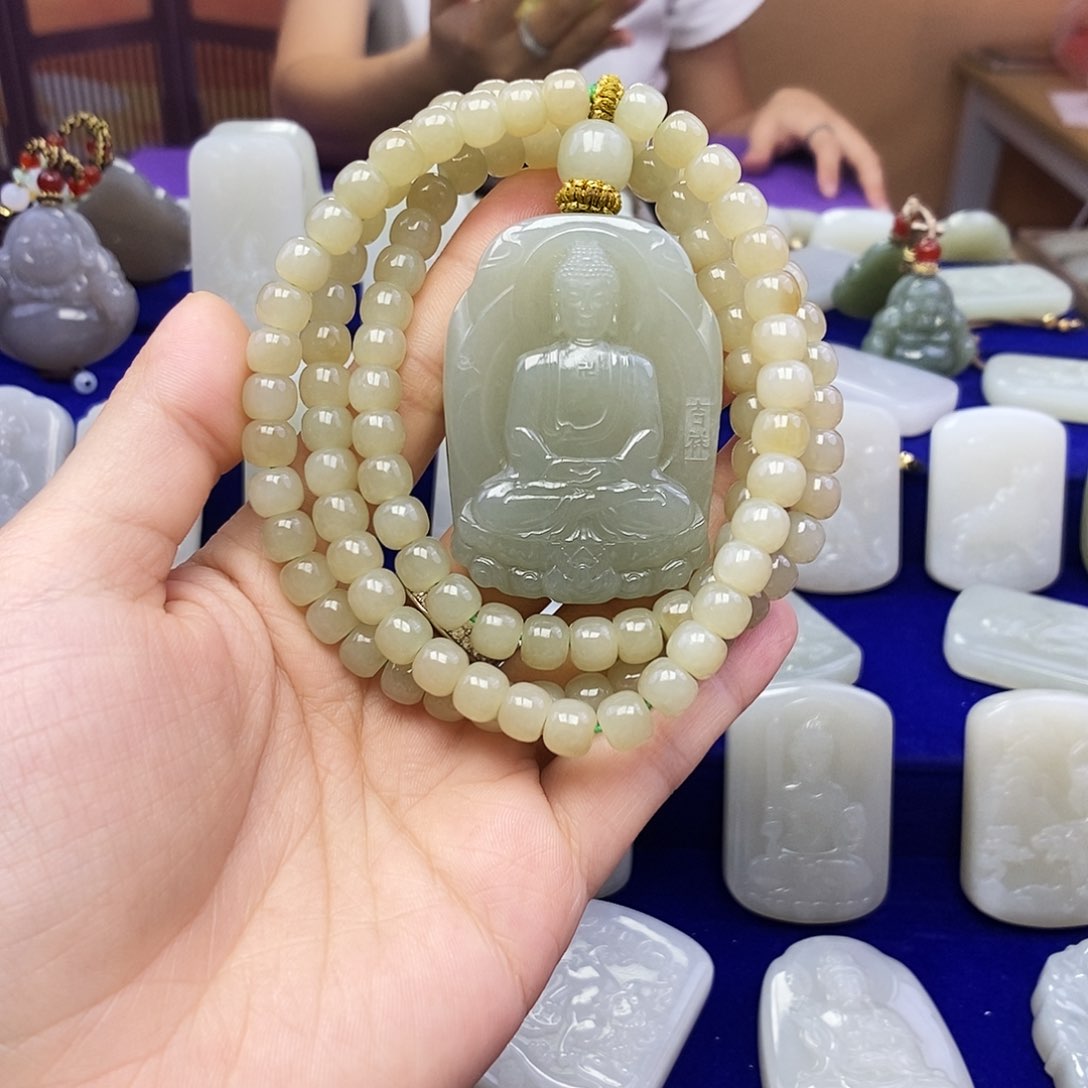 和田玉未镶嵌颈饰森*