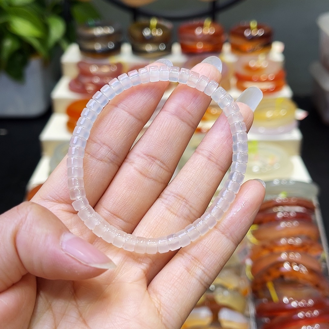 玛瑙/玉髓未镶嵌手镯