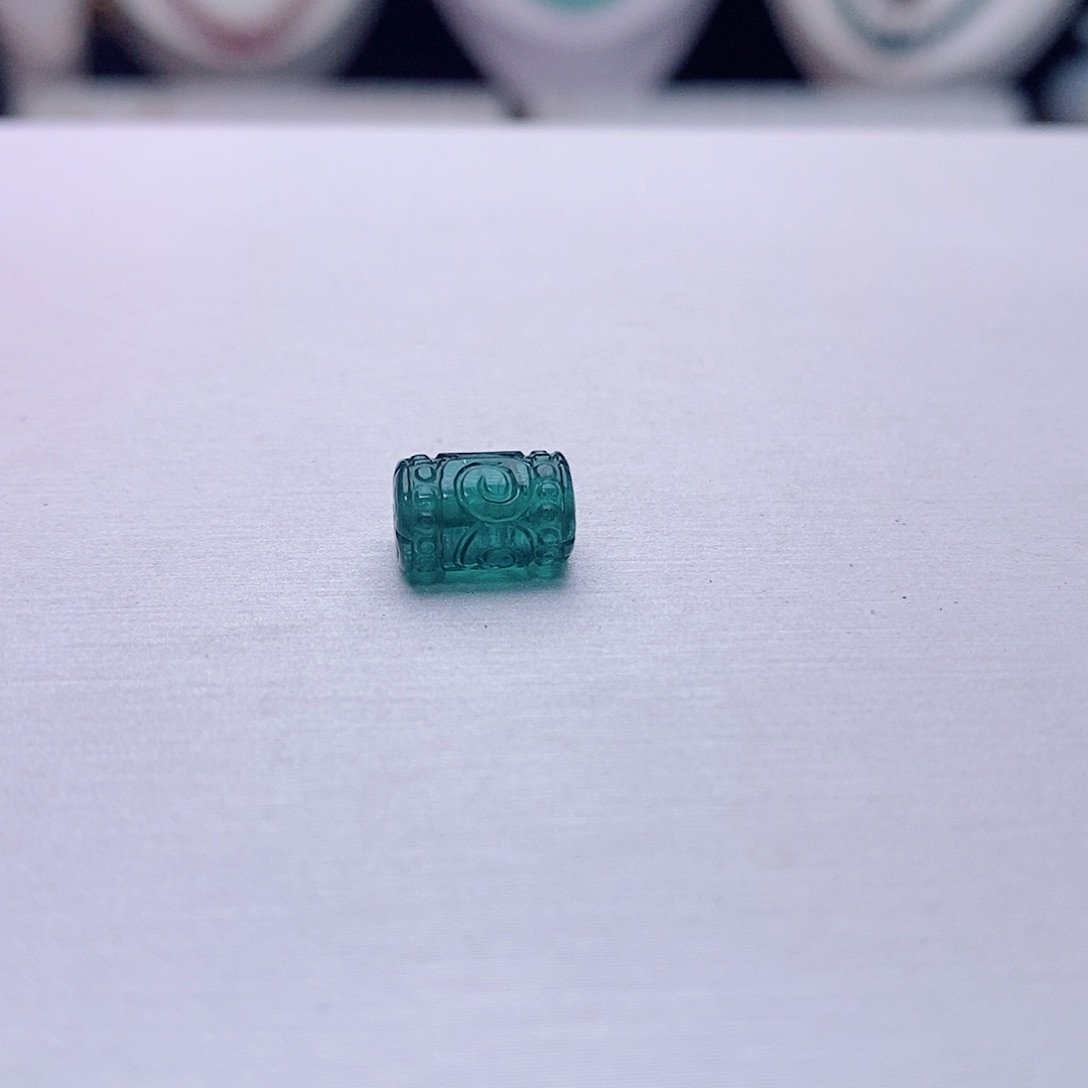 碧玺单珠未镶嵌叶***?碧玺单珠