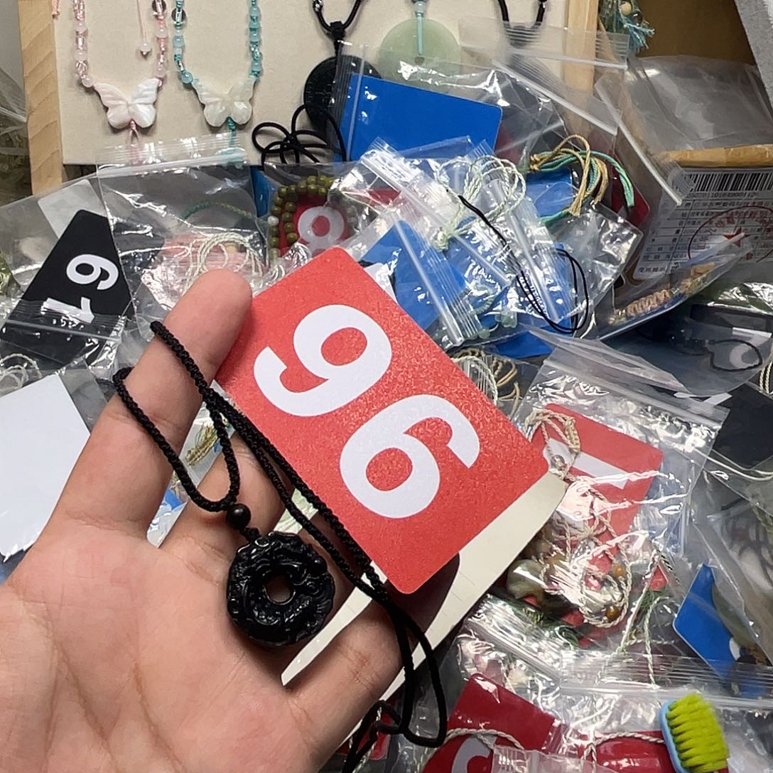 蛇纹石玉合金颈饰