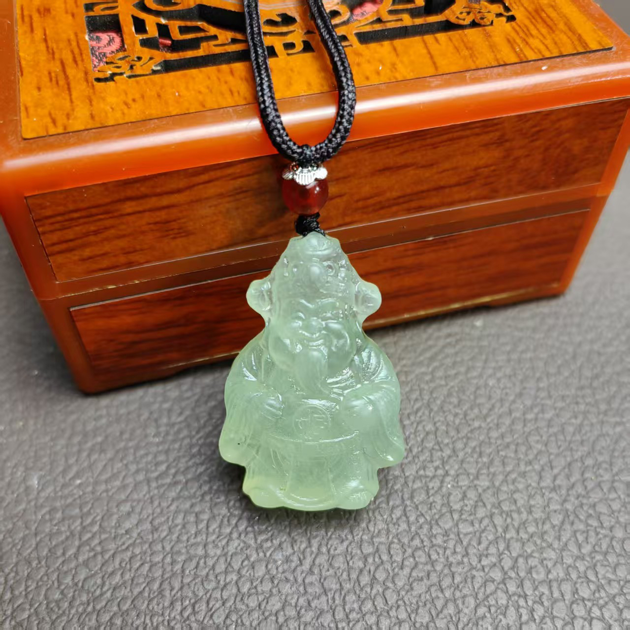 《集团宠粉》纯天然玉石财神“LX”