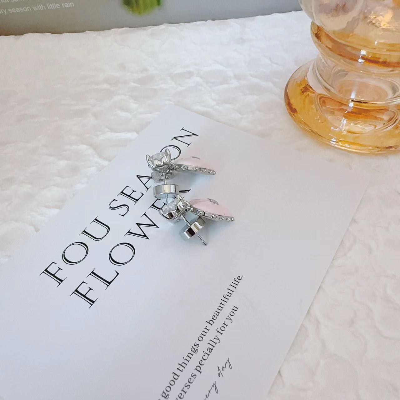 铜合金耳饰 4029 精致可爱粉色桃心耳钉