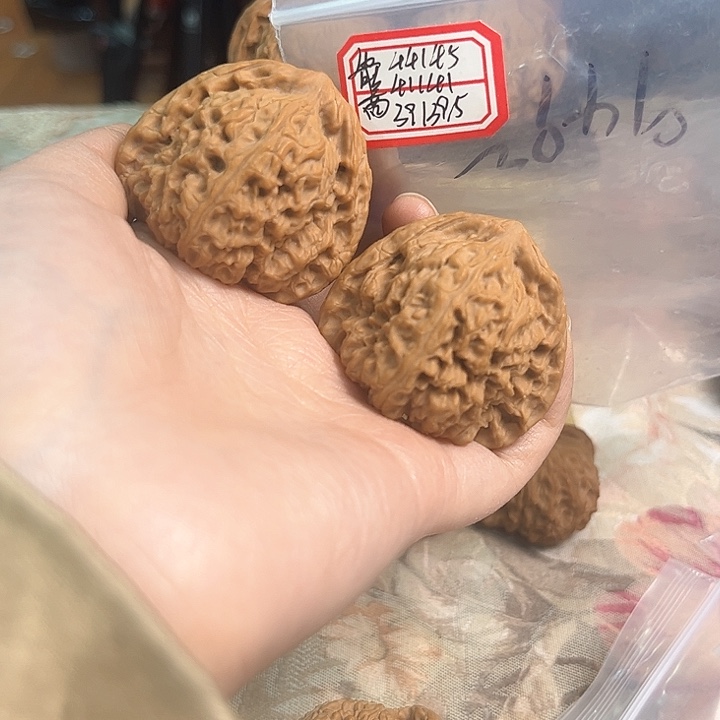 文玩核桃把件南将石