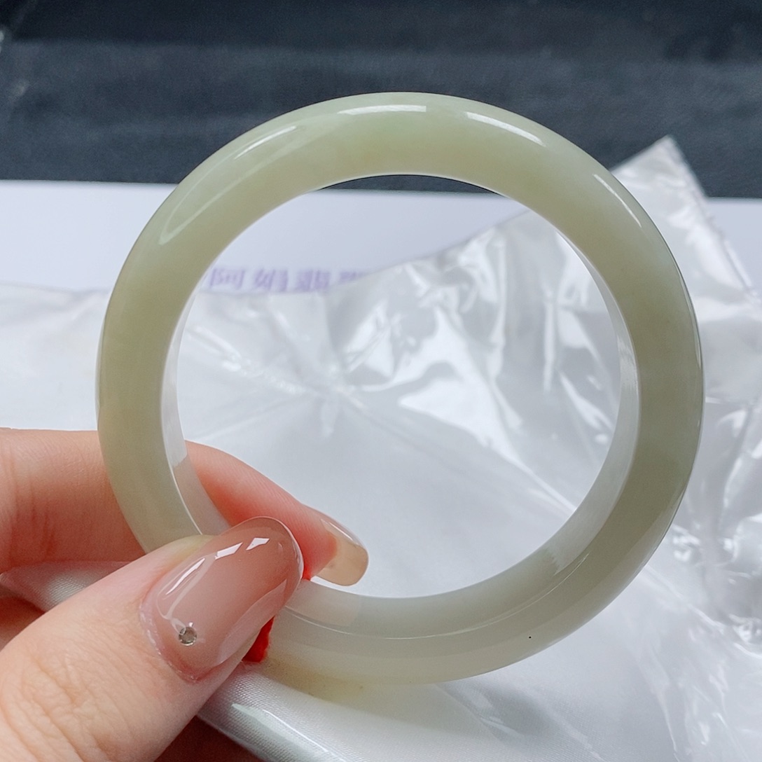 【闪购商品】未镶嵌手镯翡翠423号
