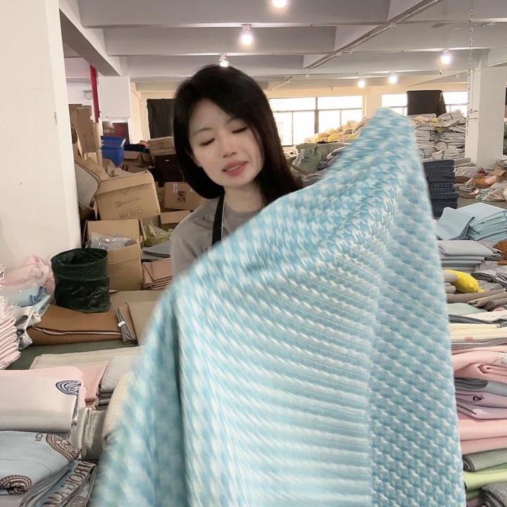 氨纶蓝色千鸟格凉席180*200