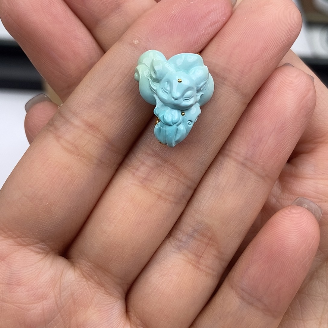 绿松石未镶嵌珠宝奇石