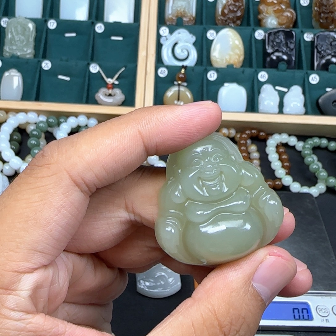 未镶嵌和田玉挂件