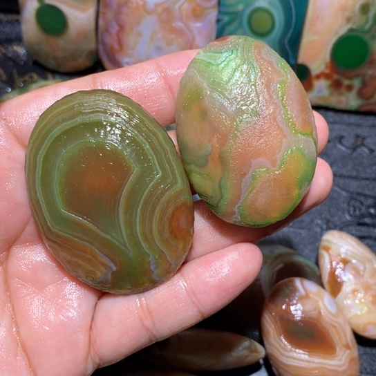 石英质玉珠宝半成品未镶嵌鹤**行