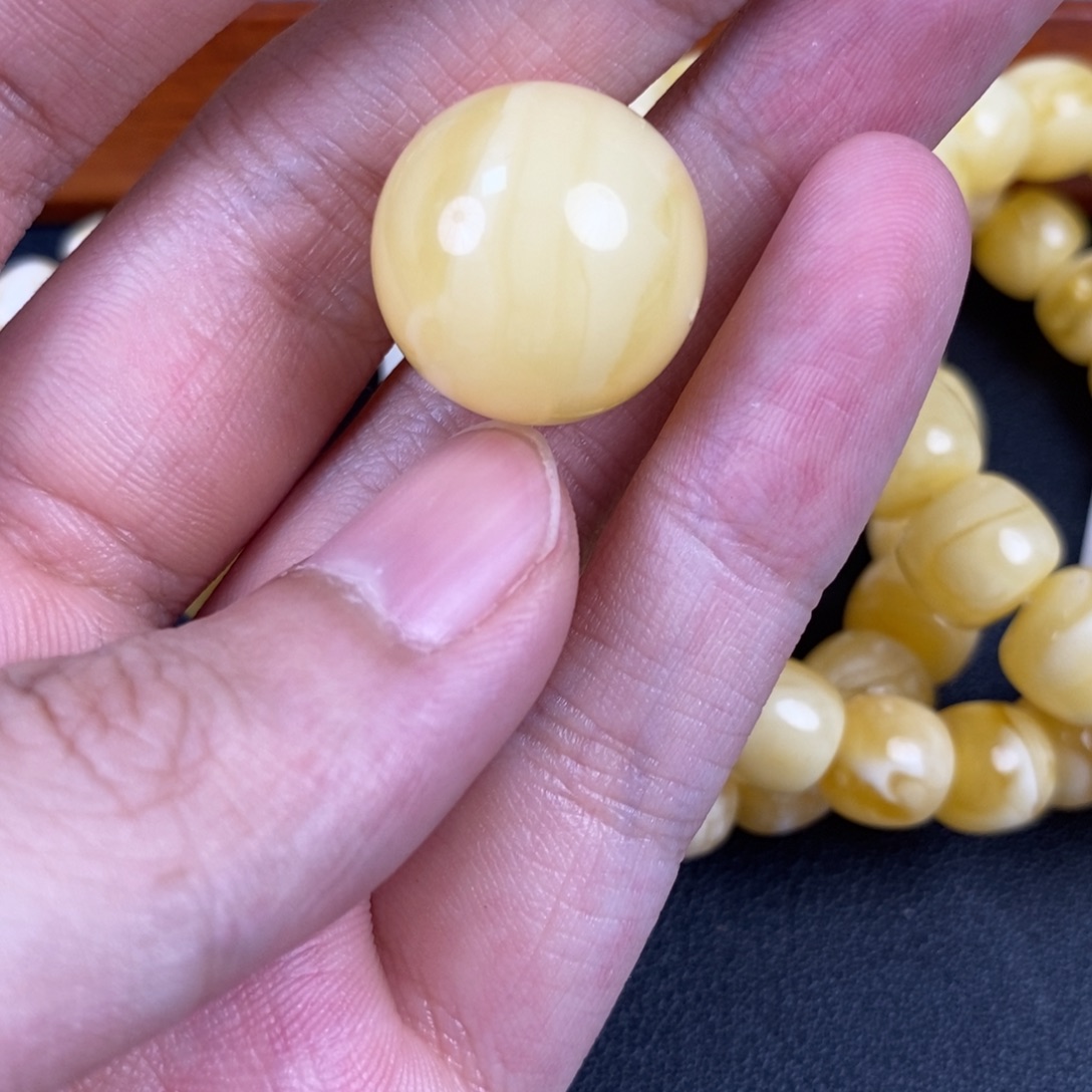 琥珀未镶嵌珠宝奇石10