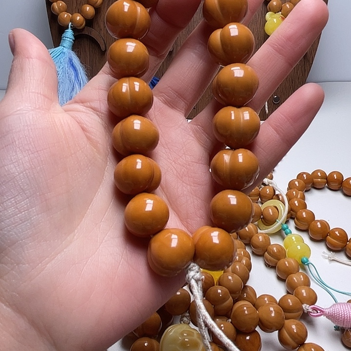 乌***讯猴头核桃吊坠17尺寸柯基屁桃