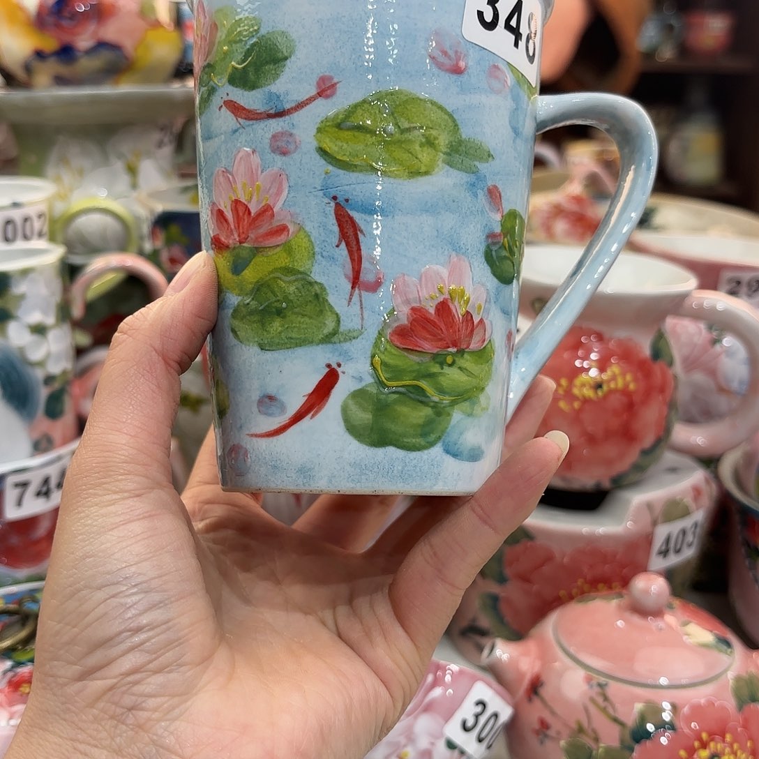 瓷片兔兔盖茨。兔兔好