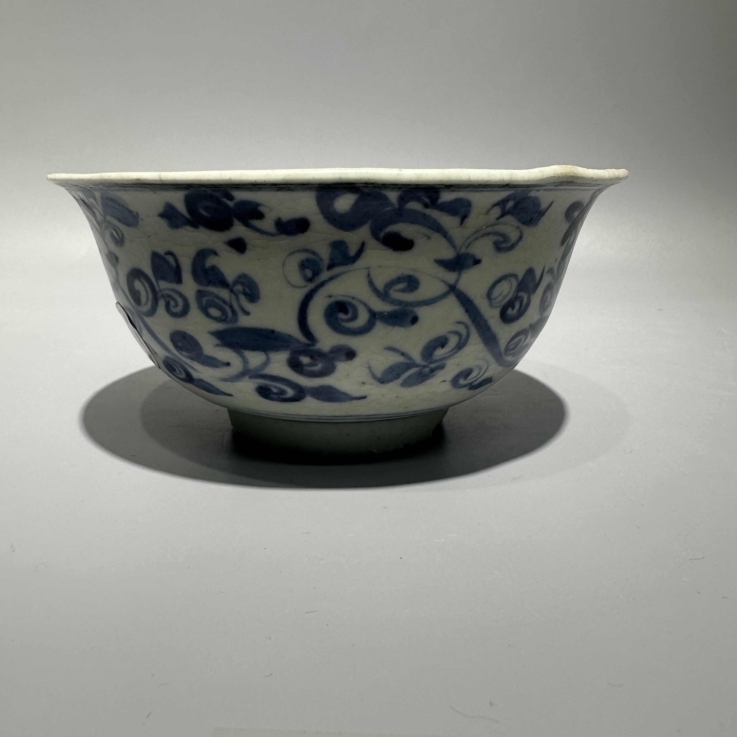 青花花卉纹饰茶园