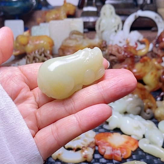 和田玉挂件未镶嵌楚**秋