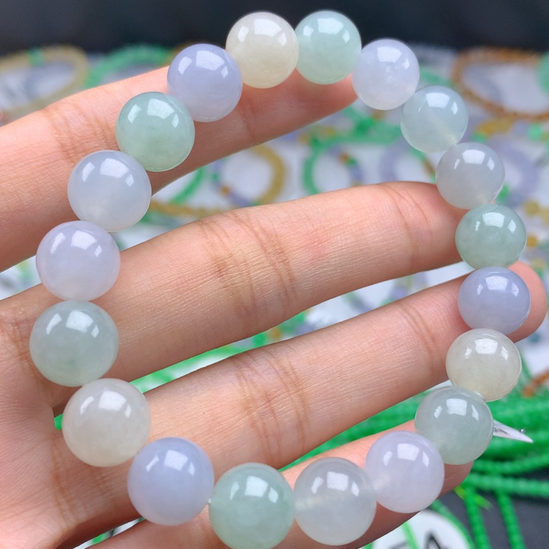 未镶嵌翡翠手链卡