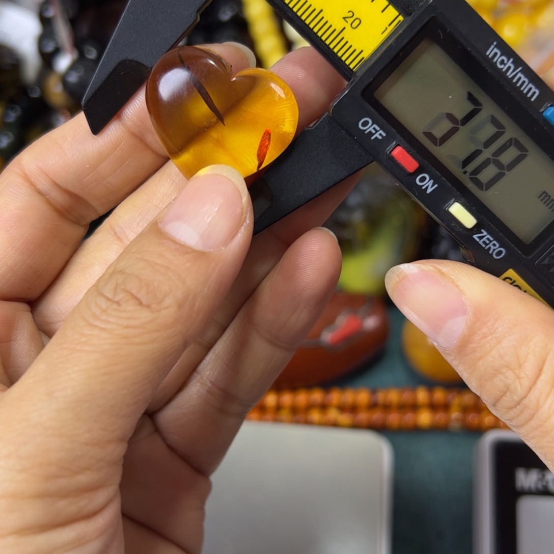 琥珀珠宝奇石未镶嵌875