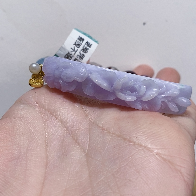 【闪购商品】翡翠未镶嵌颈饰