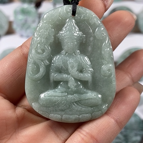 翡翠颈饰未镶嵌观音福利