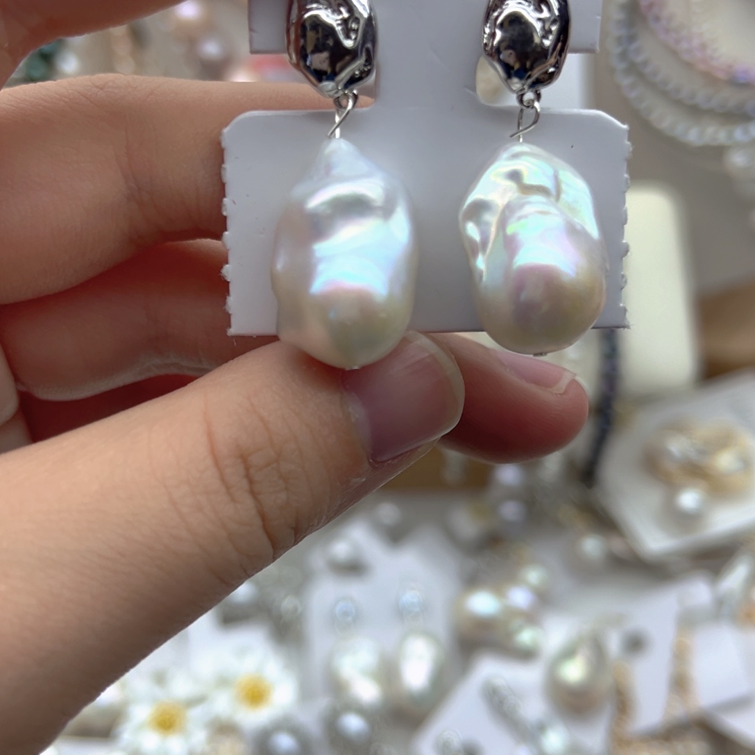 颈饰未镶嵌淡水珍珠