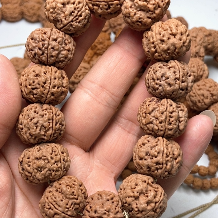 金刚菩提吊坠5瓣23方墩梅花