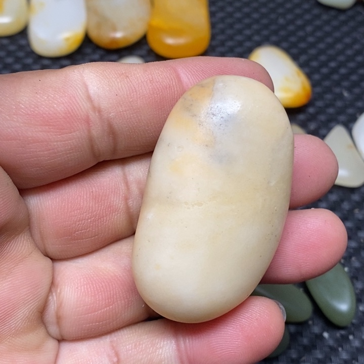 和田玉珠宝奇石未镶嵌