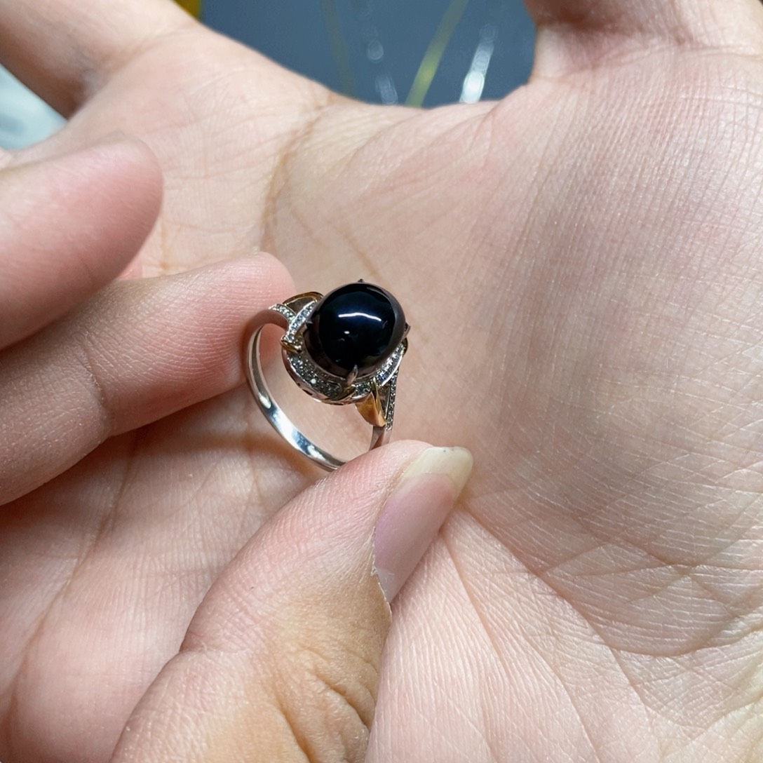 翡翠戒指18K金镶嵌墨翠金镶女戒