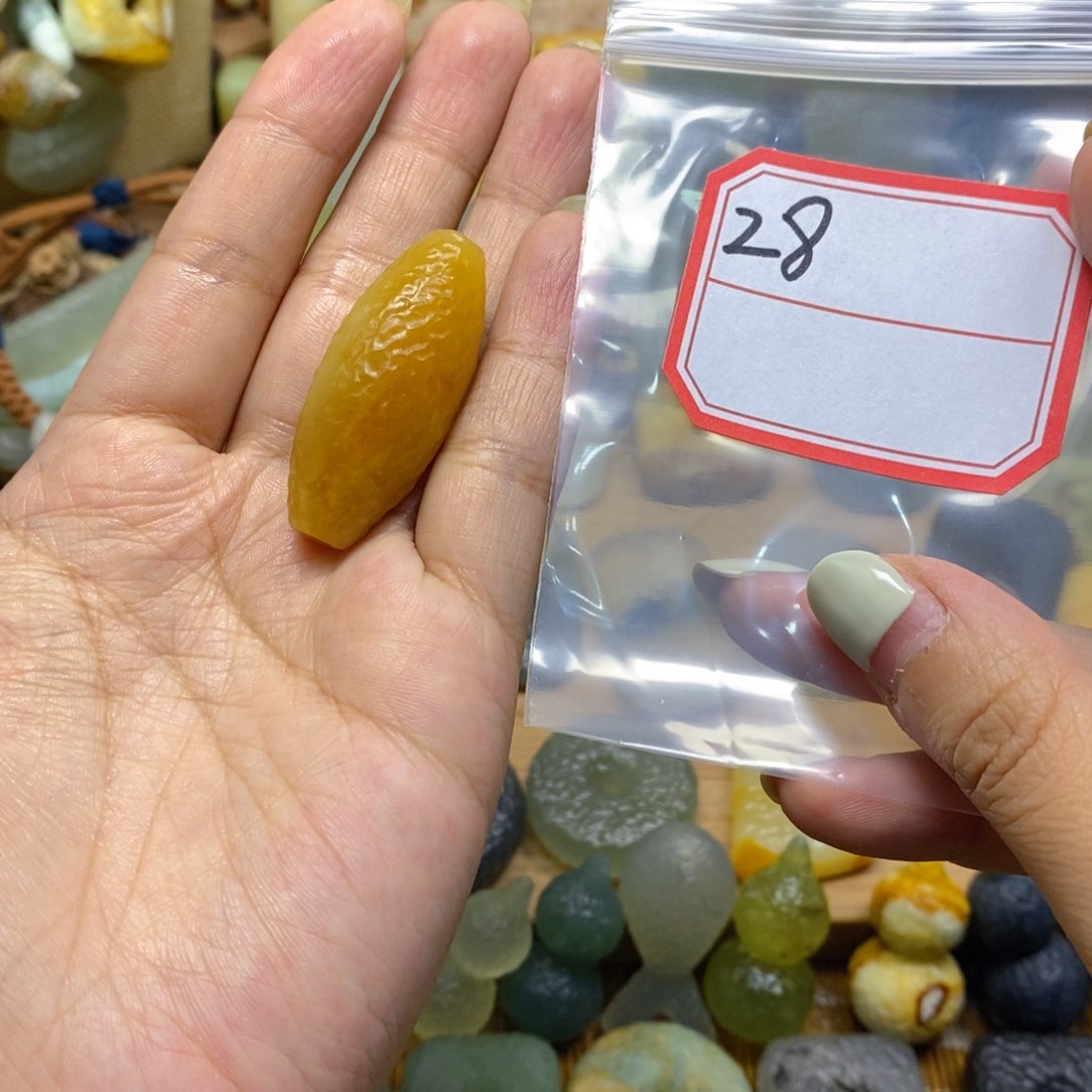未镶嵌岫玉纯天然童****手