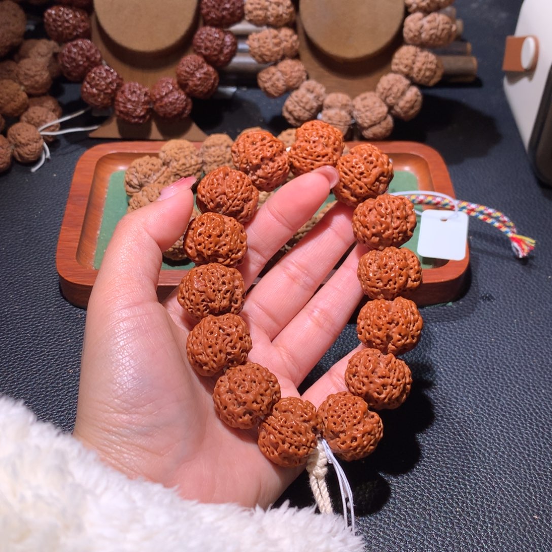 手串金刚菩提23尺寸方尊定制